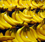 Usuario causa sensación por jugar Elden Ring utilizando plátanos por controles