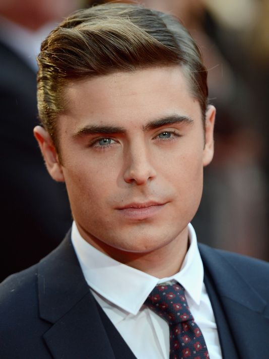 Zac Efron no reconoce una canción suya e incendia las ...