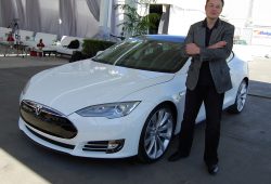 Elon Musk Tesla-marketing