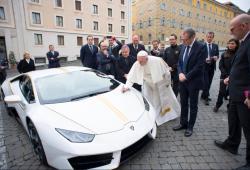 Lamborghini-Papa Francisco