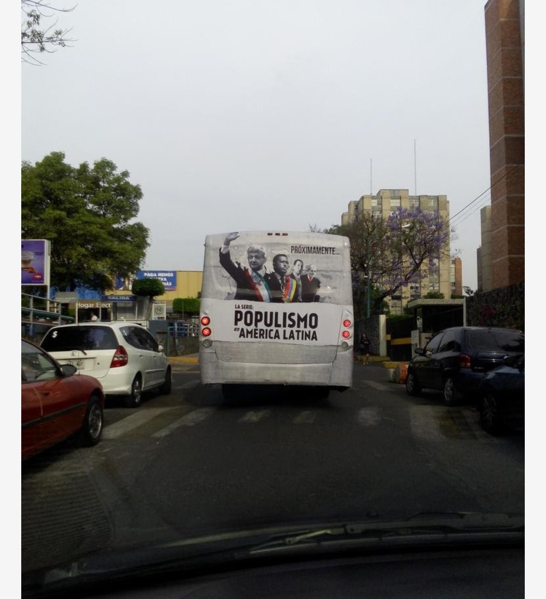 Circula publicidad sobre serie contra 'el populismo', con referencia a AMLO