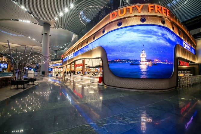 Así es el colosal aeropuerto que ya funciona en Turquía
