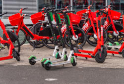 Bigstock-Jump-Lime-Uber scooters eléctricos