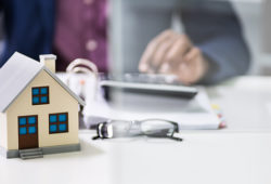 Cómo exentar o deducir el ISR al vender tu casa