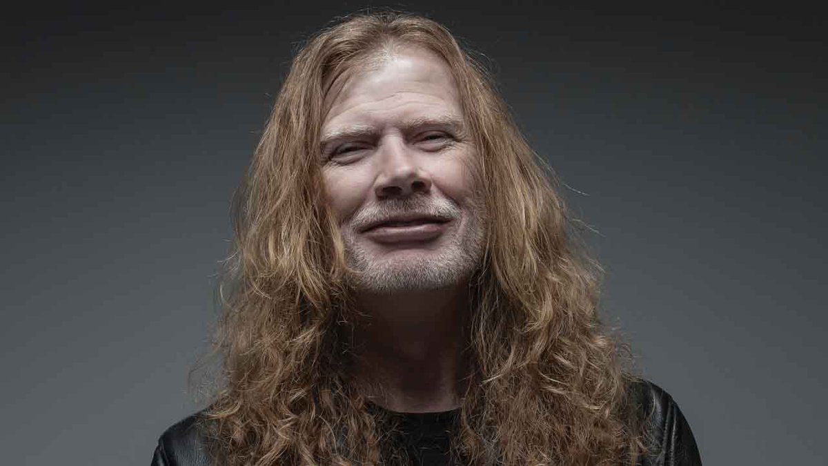 Dave Mustaine, vocalista de la banda de rock Megadeth, pide a sus fans