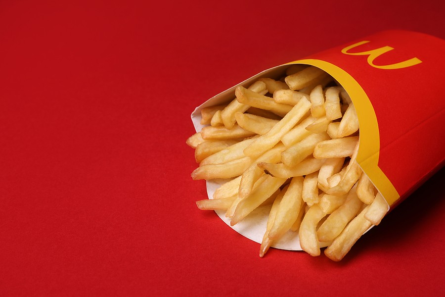Mc Donalds McDonald's raciona la venta de papas fritas por la escasez del producto