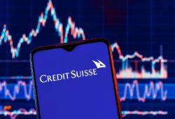 Crisis en el Credit Suisse el presidente renuncia por romper la cuarentena