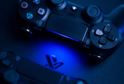 Sony se desploma en la bolsa por culpa de Microsoft y Activision