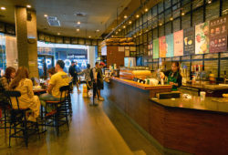 diseño interiores Starbucks