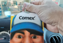 packaging brochas Mario Comex