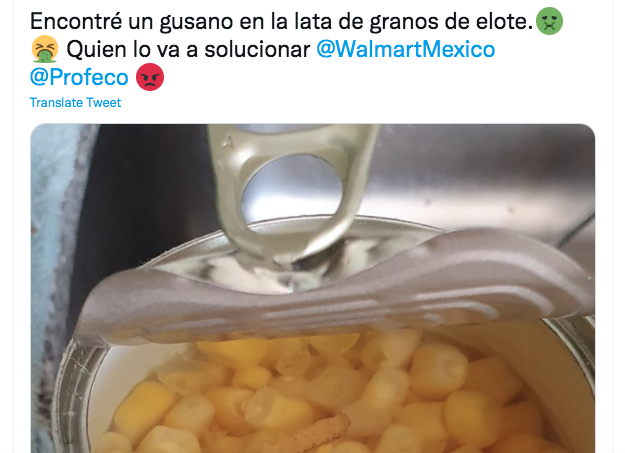 Reclama a Walmart tras encontrar más que elotes en lata de Great Value