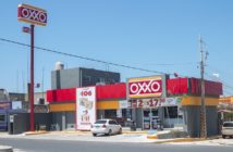 cajeros Oxxo vacunarse