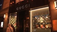 Esto gana un empleado de Gucci en México lujo