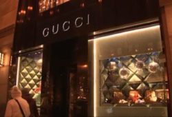 Esto gana un empleado de Gucci en México lujo