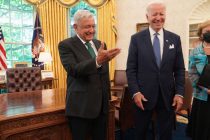 Joe Biden suite México