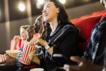 Multan a los cines que no permitan ingresar con alimentos y bebidas
