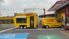 DHL tienda itinerante trucks