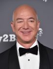 Jeff Bezos advierte no gastar de más pero busca ventas en Amazon