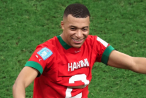 Mbappé se puso playera de Marruecos en solidaridad con Hakimi