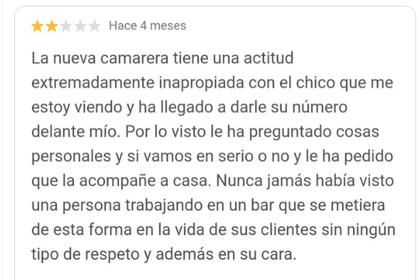 Joven deja reseña con dos estrellas, a pesar de perder a su novio con la mesera