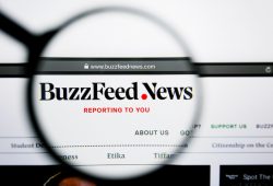 BuzzFeed podría sustituir editores por ChatGPT para sus artículos