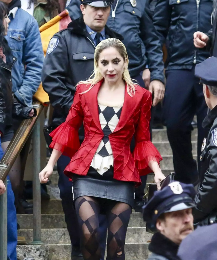 Sorprende Lady Gaga como Harley Quinn