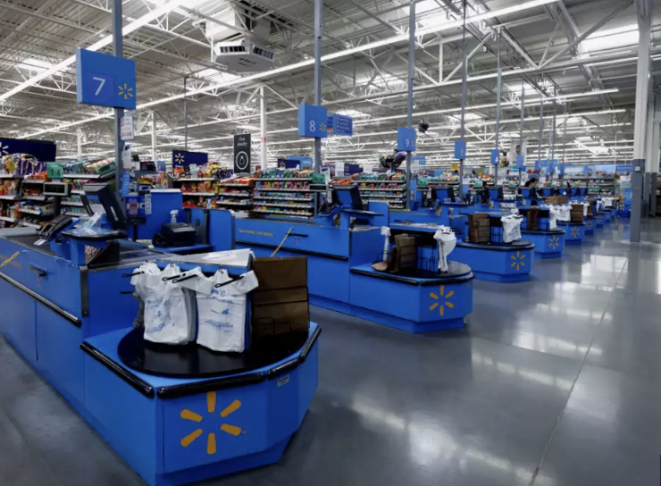 Cliente De Walmart Muestra Descontento Con Cajera De Autocobro 0701