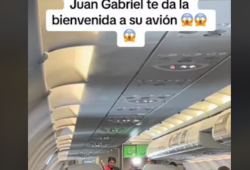 Voz de Juan Gabriel sorprende a pasajeros en Viva Aerobus