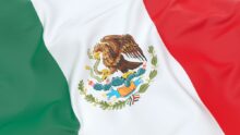 bandera escudo de mexico fiestas patrias