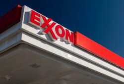 exxon compra pioneer