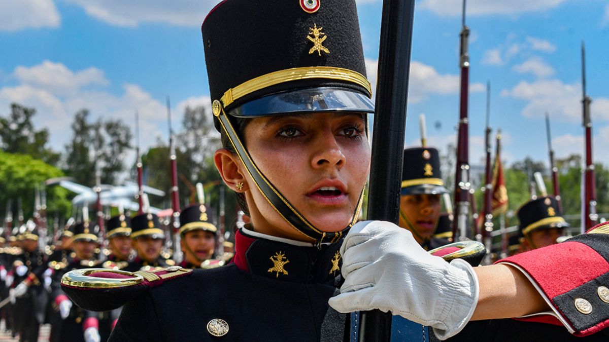 A Qu Hora Es El Desfile Del De Noviembre Y Por D Nde Pasar Horario Y Ruta Revista