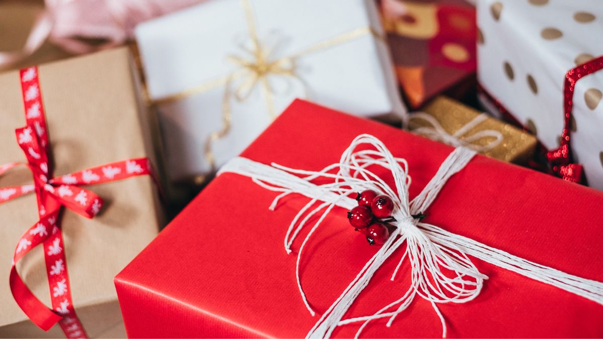 Cuándo se ponen los regalos debajo del árbol de Navidad? - Revista Merca2.0