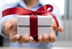 ideas de regalos de navidad para empleados