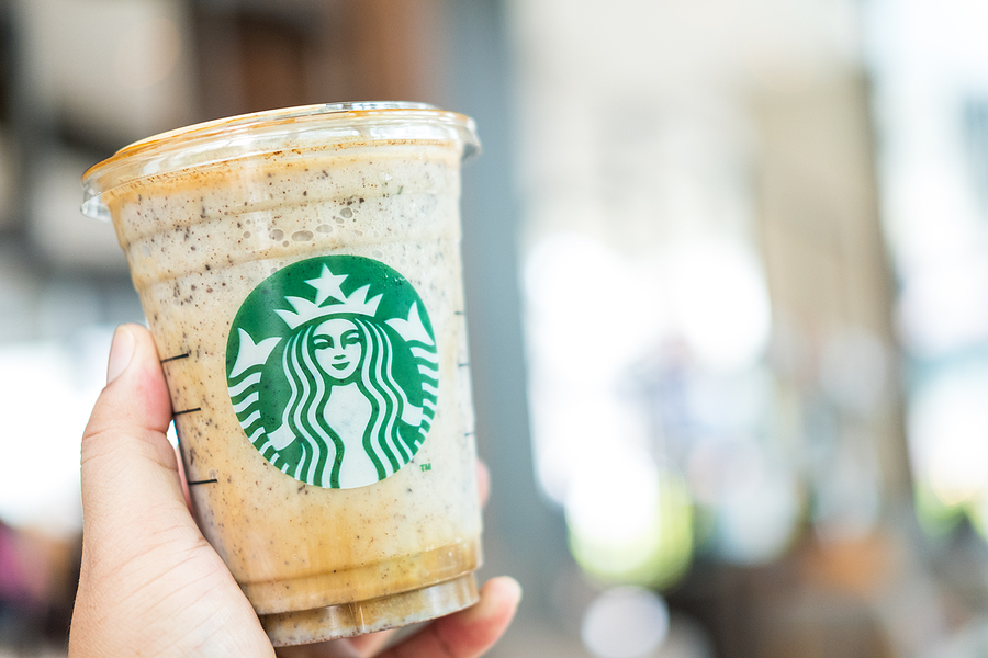 Dietetyk podpowiada, co możesz zamówić w Starbucks