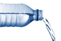Esta botella transforma el agua en Coca-Cola