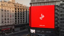 Se renueva el icónico logo de Coca-Cola para promover el reciclaje