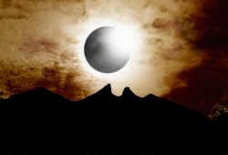 cerro de la silla eclipse solar abril 2024 nuevo león