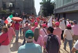 Marcha de la Marea Rosa CDMX 2024 en vivo Foto: Laura Islas