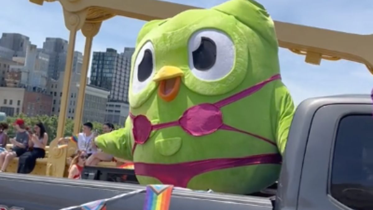 Duolingo wears a bikini for Pittsburgh LGBT+ Pride