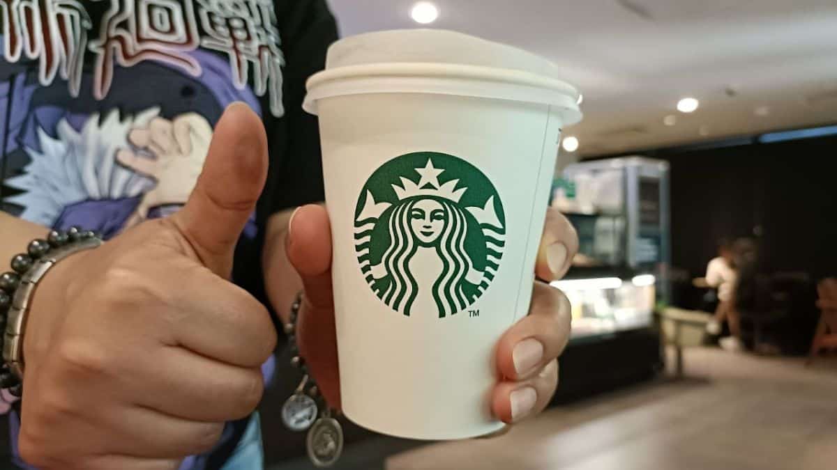 “Curious” message displayed in Starbucks espresso after voting