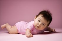 Japón lanza aplicación de citas para impulsar la natalidad