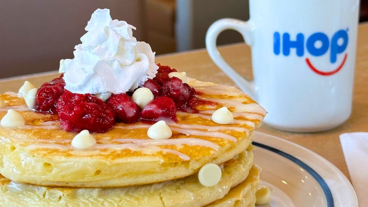 PANCAKES IHOP