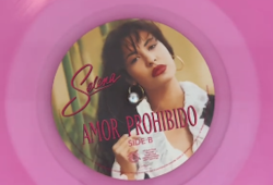 Target vuelve a poner a la venta discos de Selena Quintanilla