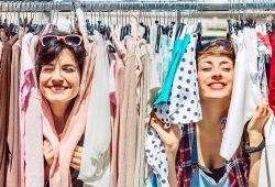 Millenials lideran la compra y venta de ropa online, según estudio