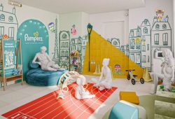 PAMPERS NURSERY