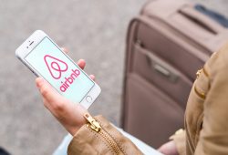 Rentaron un Airbnb en Francia pero no esperaban encontrarse con esto