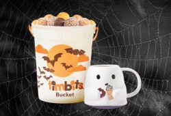 ¡Terrorífica! Así es la cubeta Timbits y taza fantasmal de Tim Hortons para Halloween 2024 Foto: Especial