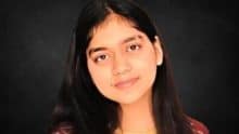 Gursimran Kaur, a young Walmart employee in Halifax, Nova Scotia, Canadá