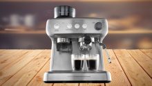 ¡Sé un barista en casa! Cafetera espresso Oster con molinillo en oferta en Amazon Foto: Especial