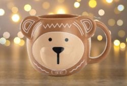 ¿Quieres la taza BEARISTA navideña de Starbucks? Aquí te explicamos cómo obtenerla Foto: Especial